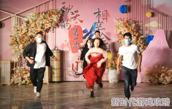 Chinese搓澡工GAycamp最新动态：活动吸引众多参与者，分享传统文化与现代生活的完美结合